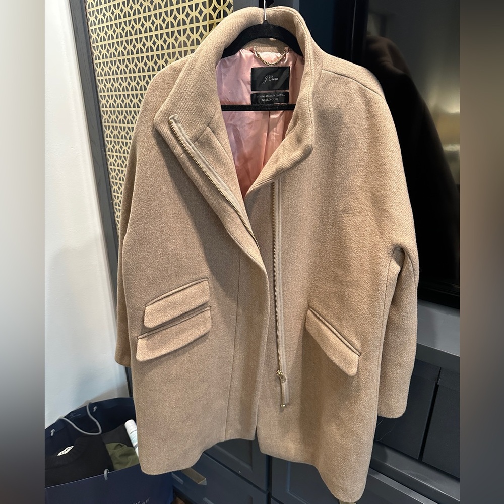 JCrew coat in Italian stadium-cloth wool blend - like new